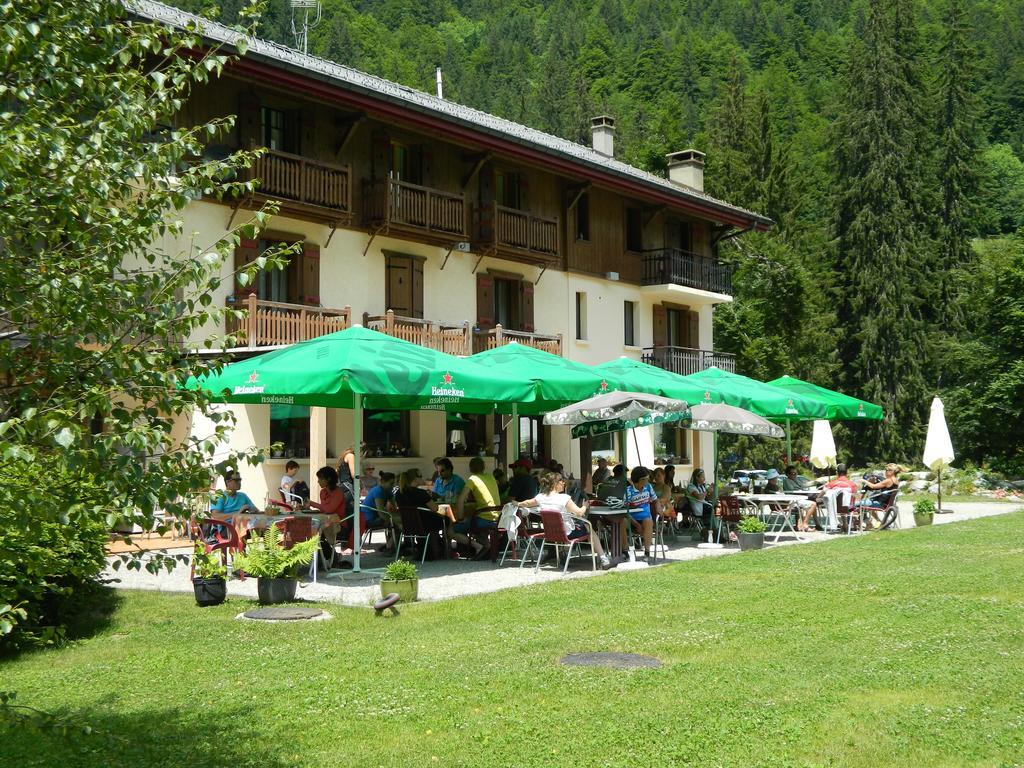 Logis Hotel Les Sapins Montriond Esterno foto