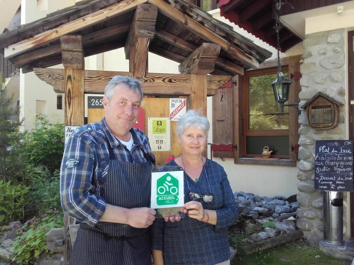 Logis Hotel Les Sapins Montriond Esterno foto